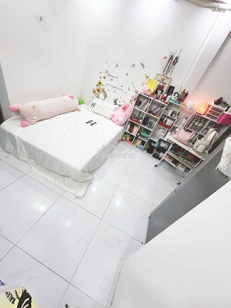 Cần 1 bạn nữ,ở ghép 2tr6 bao hết chi phí ,phog 2 ng,bao cả nước giặc.h - 3