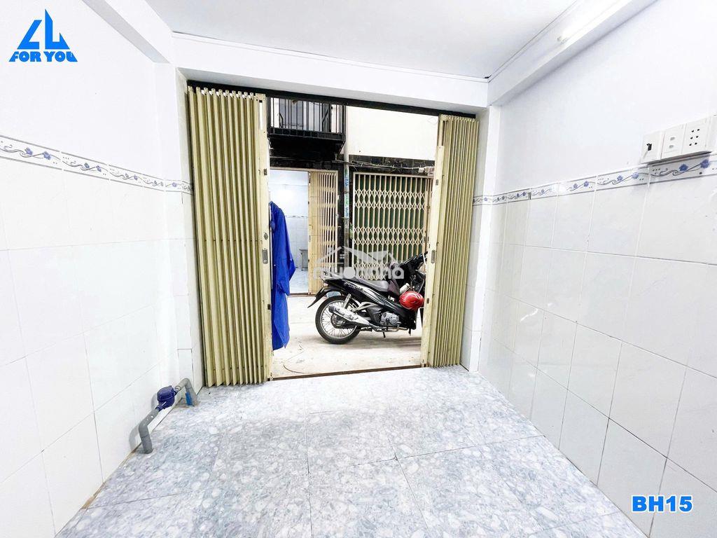 Nhà nguyên căn 3 lầu - 2wc -  có lối đi riêng gần chợ bình thành - Ảnh 3