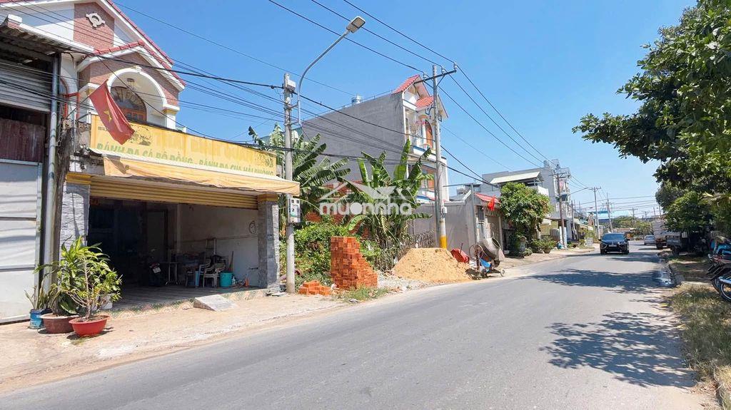 Giảm sốc 1 tỷ bán nhà 1 trệt 1 lầu an phú 17 shr , 104 m2 nhà 4 pn  - 4