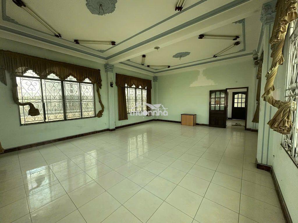 Cho thuê nhà 3 tầng  mặt tiền tạ quang bửu, giá thuê 40tr/tháng - 4