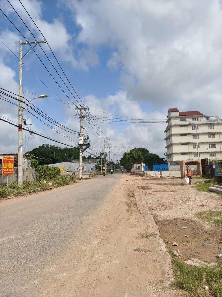 Đất đẹp,đg lớn võ thị hồi buôn bán kd mọi ngành nghề 