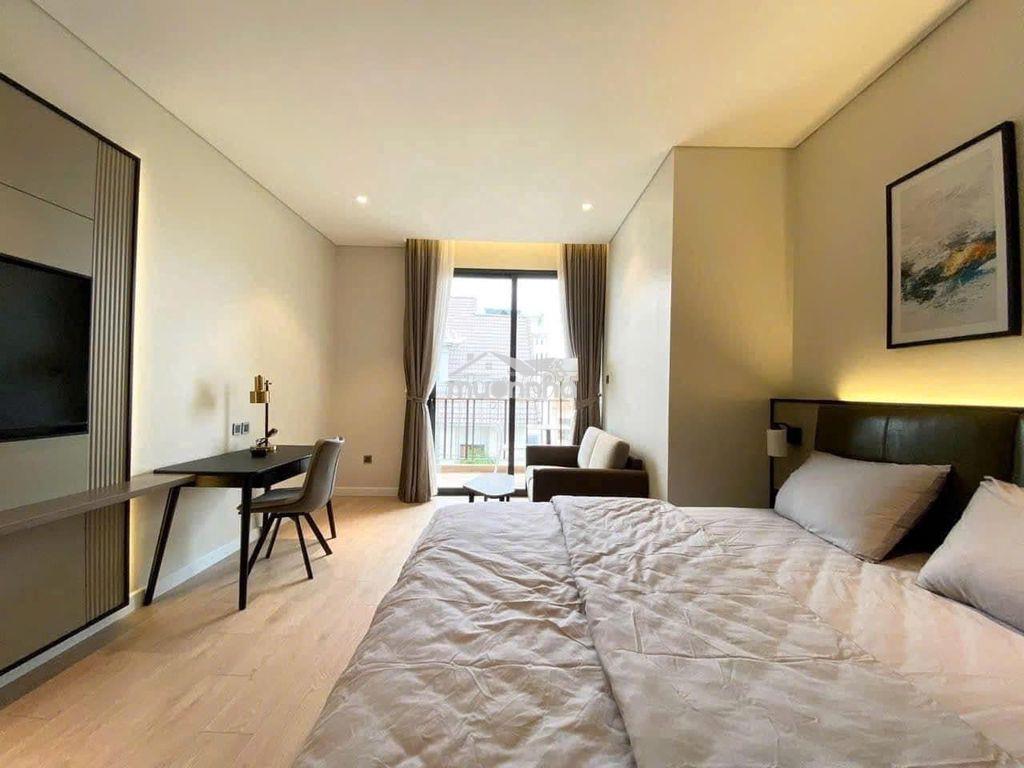 Cho thuê căn studio ban công view đẹp 30m2 nằm ngay trung tâm quận 7 - 2