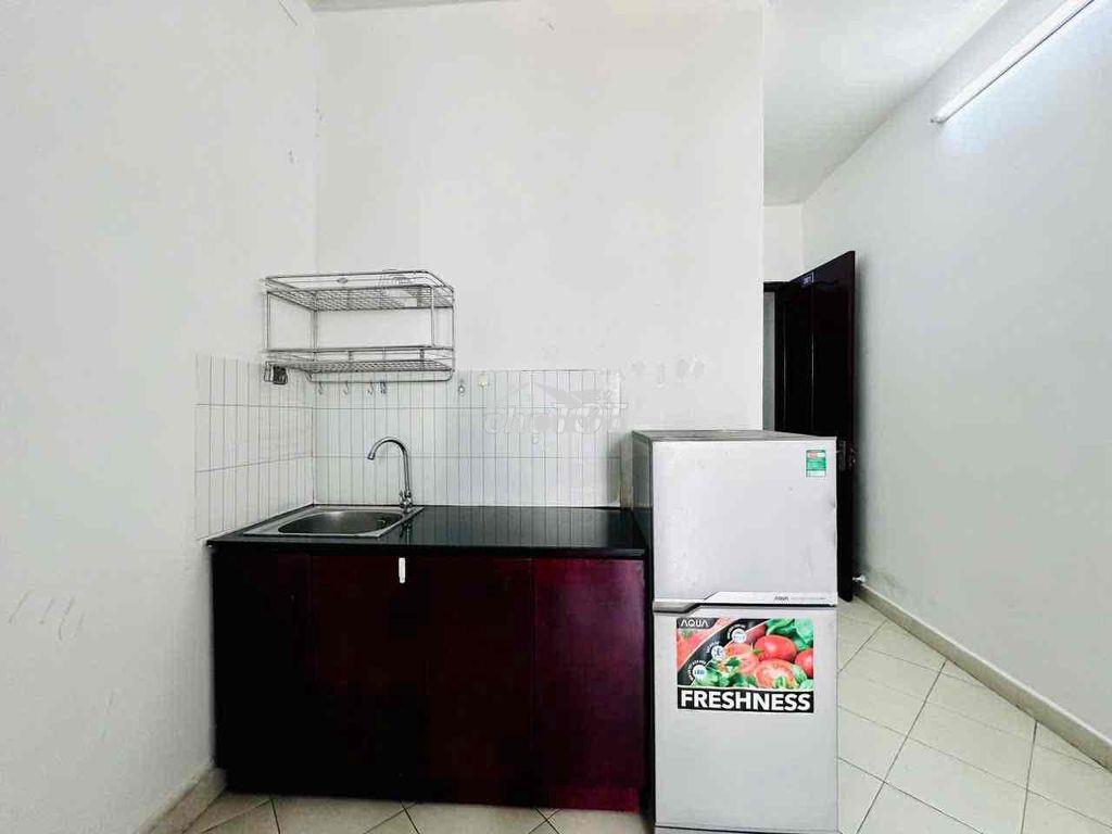 Phòng full nội thất bancol quận 3 - Ảnh 4