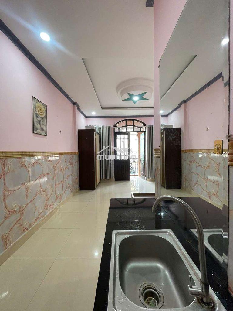 Sang 11 phòng chdv. quận 6 - 3