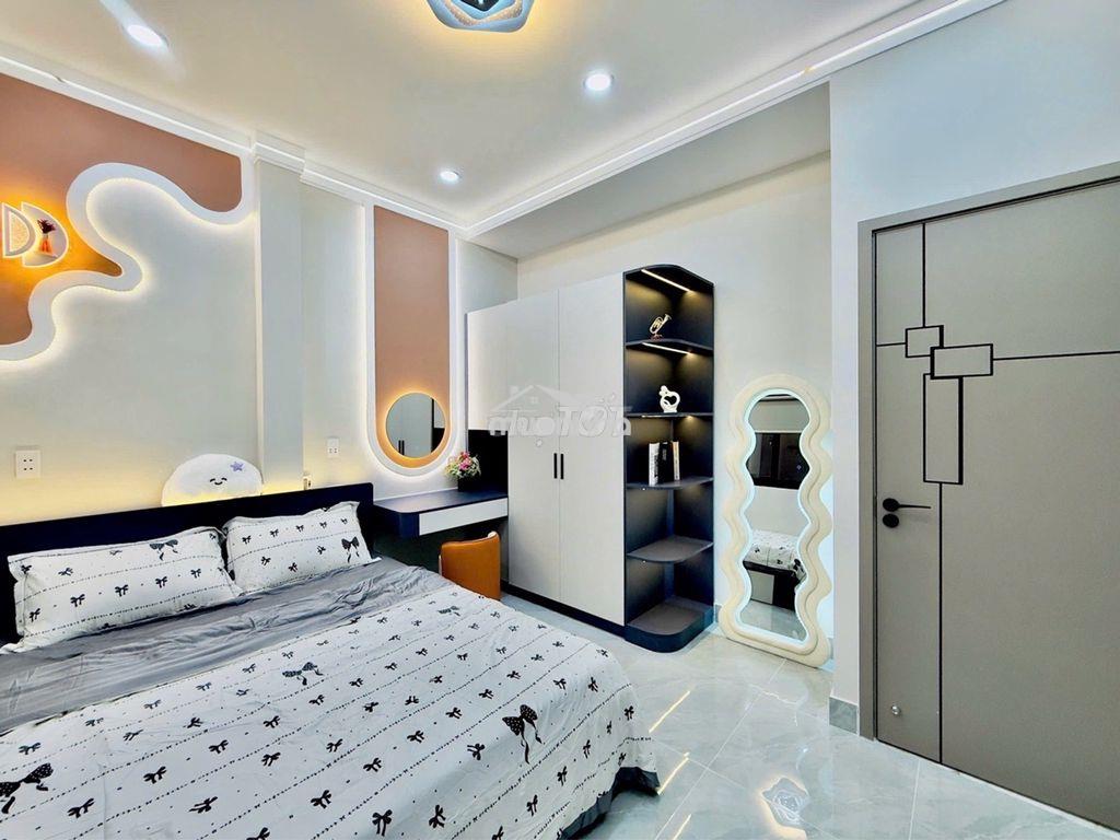 Ngang 7m2 - phú nhuận - 211/ hoàng hoa thám - 10m ra xe hơi  - 4