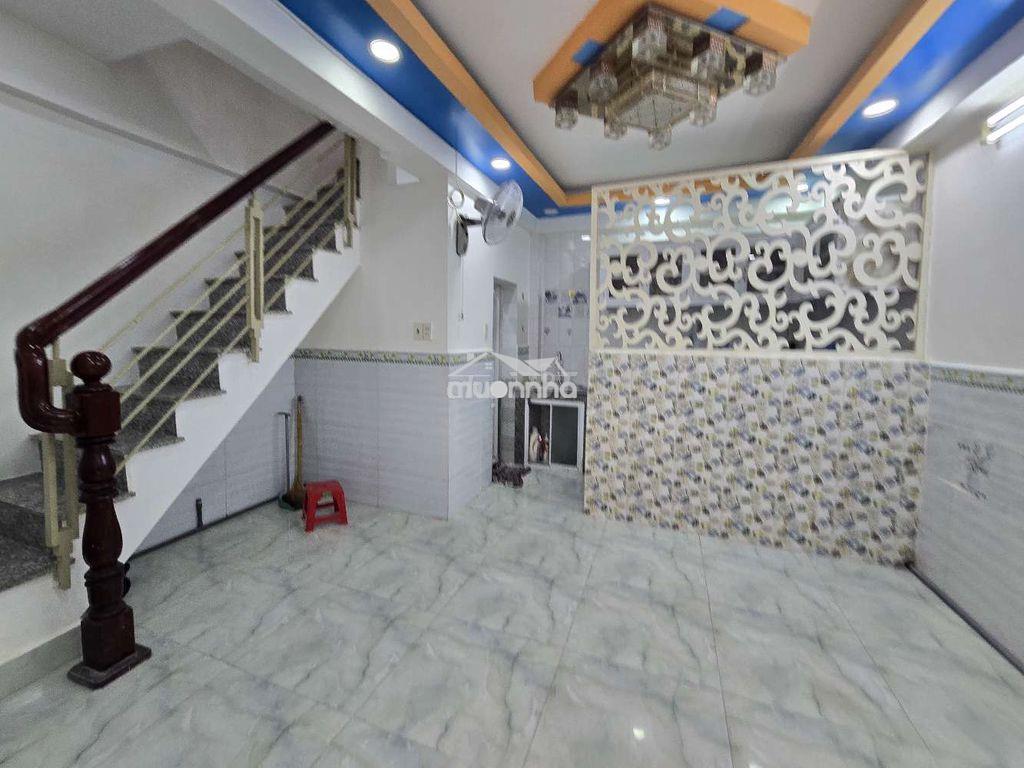 Bán nhà trần phú 2 lầu 2 pn 2 tollet mới đẹp xách valy vào ở ngay - 3