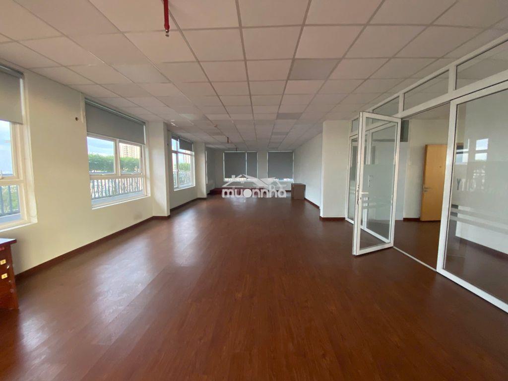 Penthouse charmington la pointe làm văn phòng - dt 133m2 - 2
