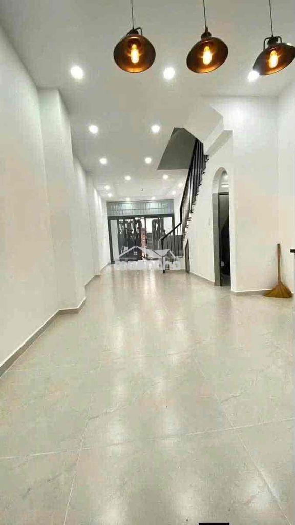 🏠Cho thuê nhà mặt tiền tên lửa - 3