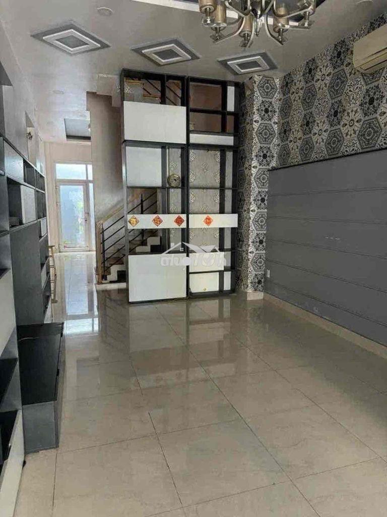Nhà đẹp thoáng 3lầu 4pn gần metro - xa lộ hà nội  + sân oto - 2