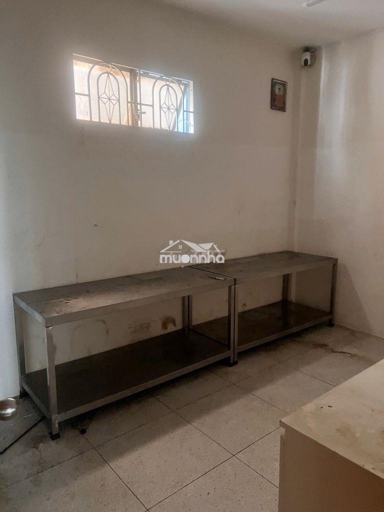 Cho thuê lầu 1  rộng rãi thoáng mát gần trung tâm - Ảnh 3