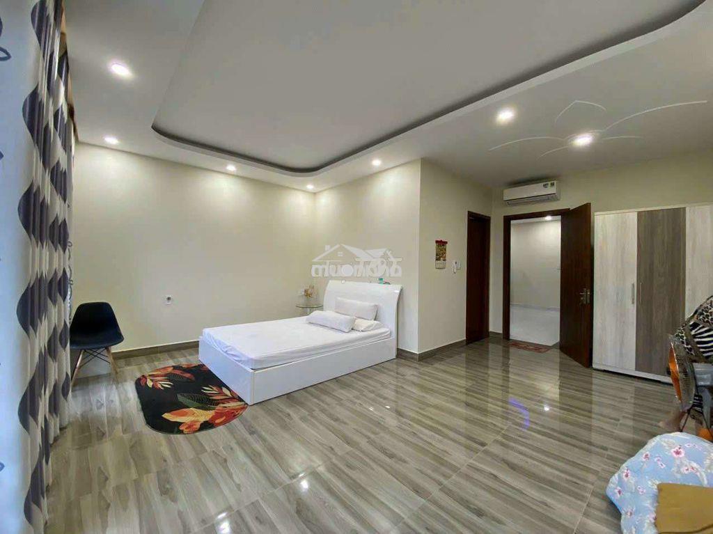 Nhà rộng 6*20, trệt, 2 lầu, 4pn, 5wc, sân xe hơi, gần ngã tư ga - 2