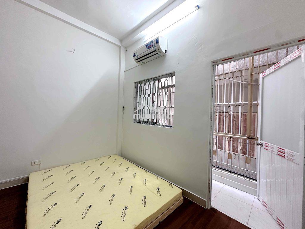 Studio full nt 30m2 | ban công | gần ueh q10 cách 1km | 3 phút đi xe - Ảnh 3