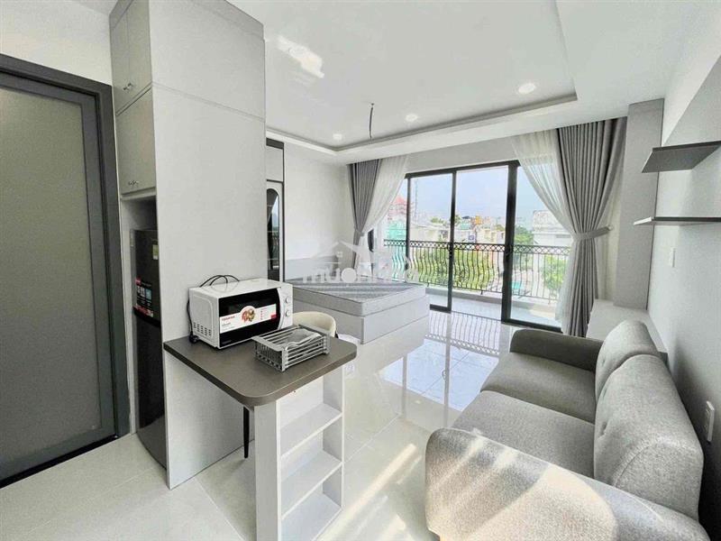 Sắp trống studio 45m2 🍄full nội thất 🪴ban công lớn 📍gần mai chí thọ