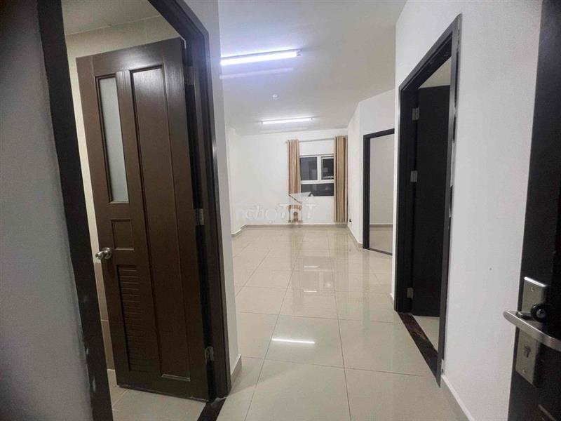 Cần cho thuê căn hộ đạt gia nhà trống