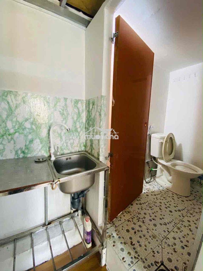 Phòng trọ có gác máy lạnh cao đẳng du lịch sài gòn giá rẻ - Ảnh 3