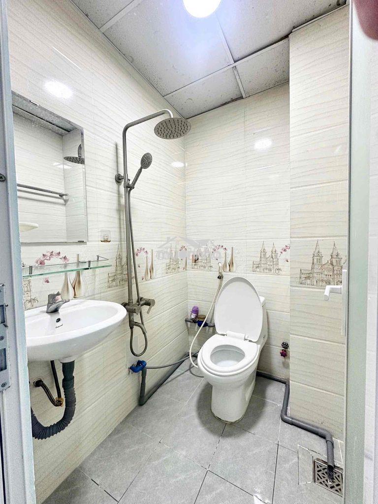 Cho thuê căn studio ban công full nt giá svien gần đại học mở q3 - Ảnh 4