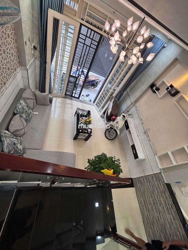 Nhà mới sạch sẽ nội thất đầy đủ  - Ảnh 2