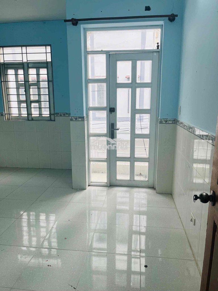 Phòng trọ 14m2 đường bùi minh trực p6 q8 - 3