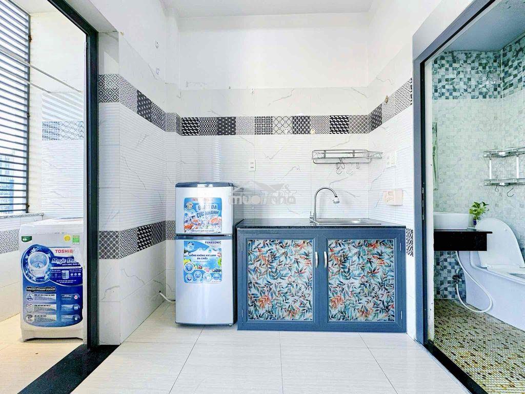 Phòng studio mới xây bancol,giếng trời ngay etown2 cộng hoà gần vaa - Ảnh 2