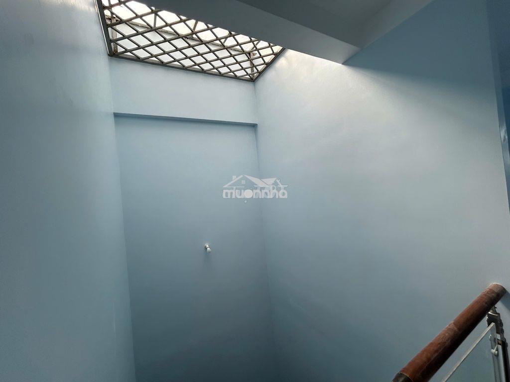 Chính chủ cần thuê nhà nguyên căn - nhà mới sơn sửa đẹp  - 3