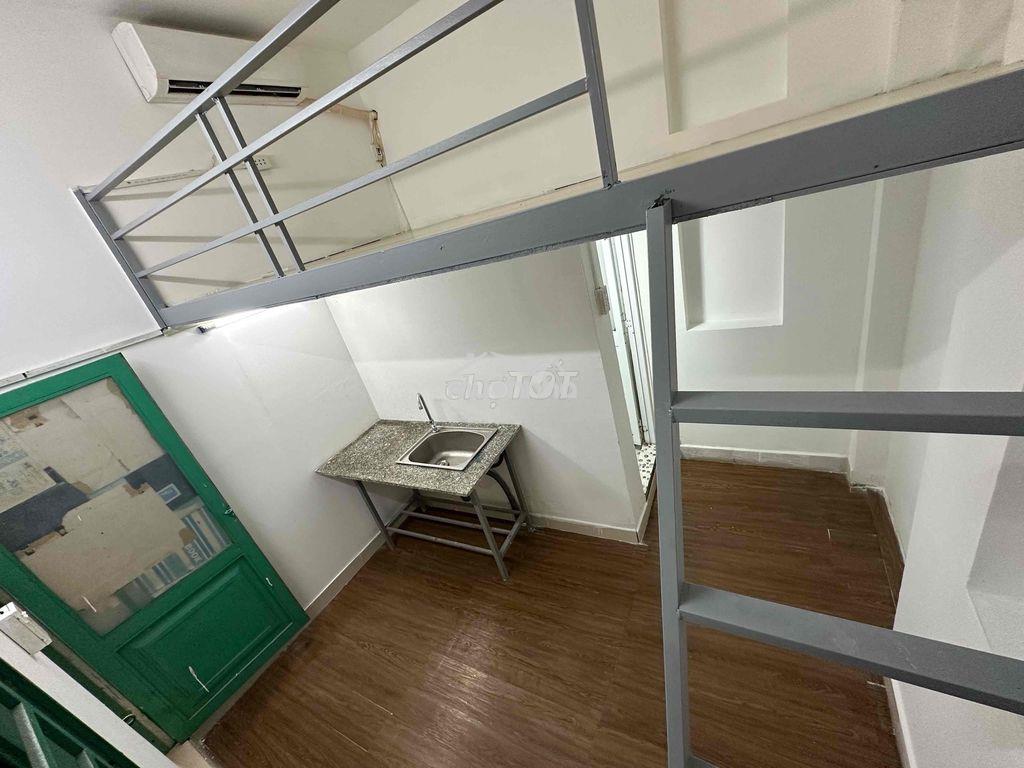 Còn phòng cho thuê( sau trường hồng bàng ) máy lạnh gác wc riêng - Ảnh 2