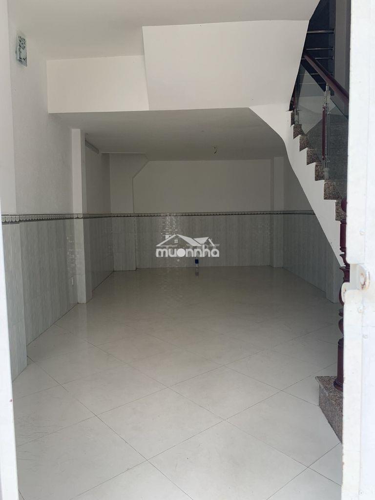 Cho thuê nhà hxt, hướng chính nam, đường nơ trang long - 4