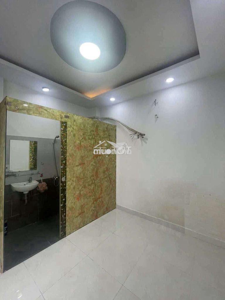 Bán nhà trần phú q5 ( hẻm xe hơi đậu trước nhà) - 2