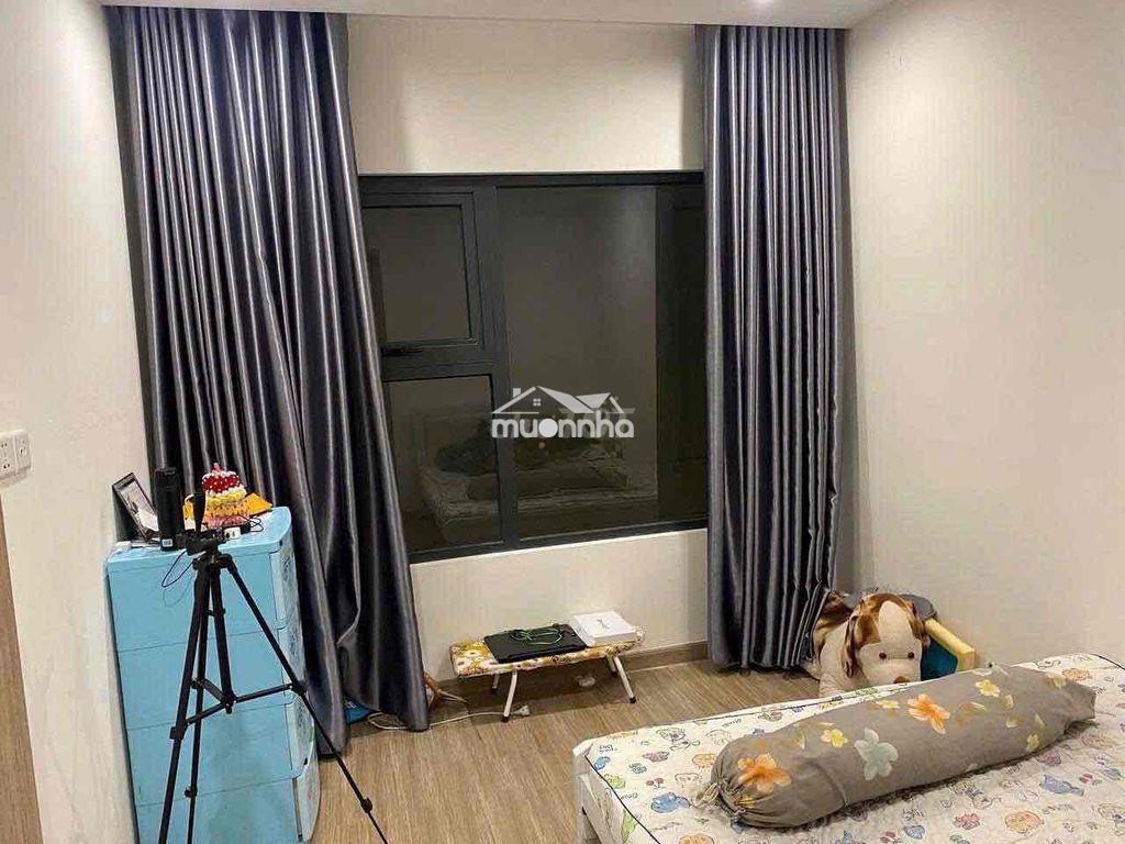 Bán nhanh căn hộ 2pn view hồ bơi toà s102 chỉ 2.8t - 4