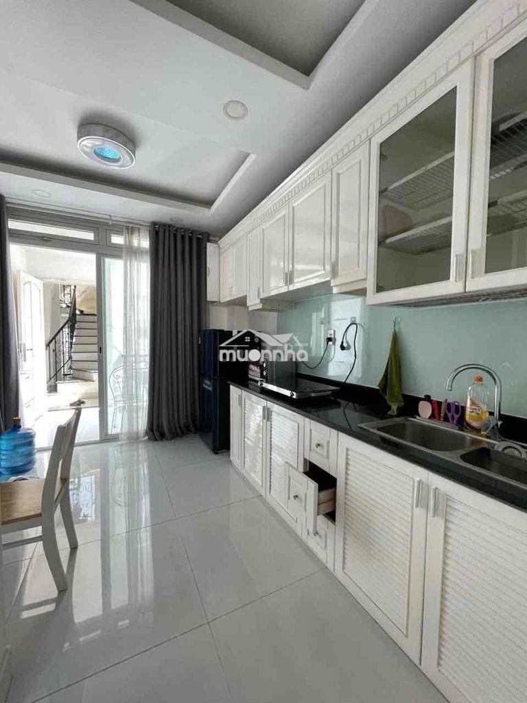 1pn ngay mặt tiền trường sa full nội thất nhà thang máy , gần quận 1 - 4