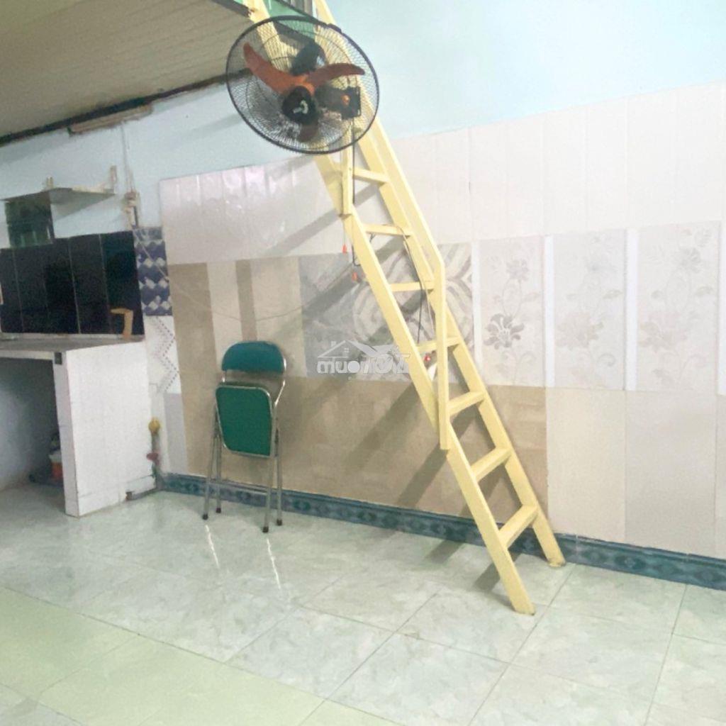 Nhà 18m² – giá chỉ bằng một chiếc ô tô - khu hiện hữu không quy hoạch - 3