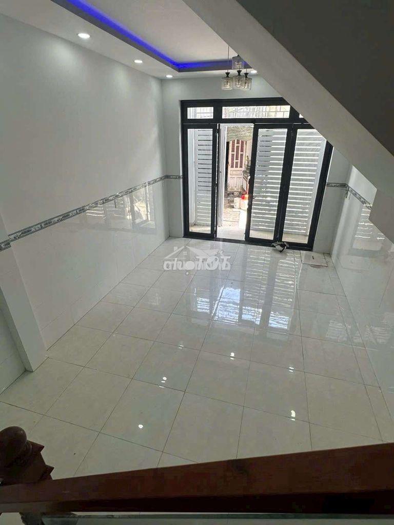 Bán nhà vô ở ngay 4m*13m 1t+ lầu suốt 2pn 2w đường 4m - 2