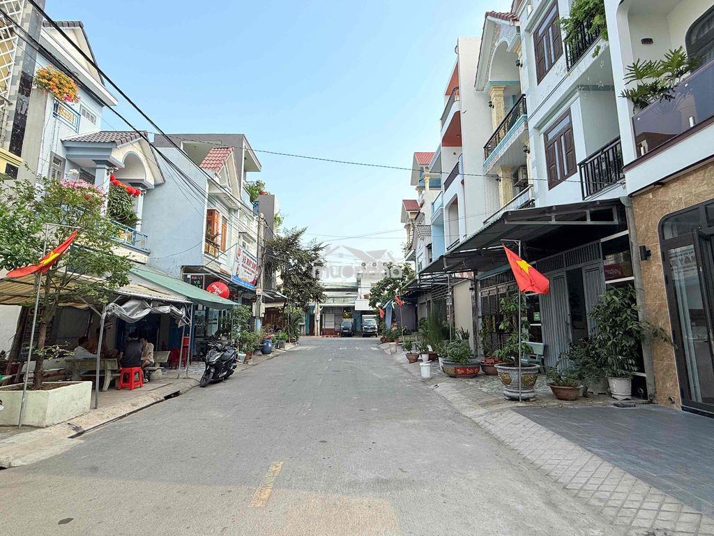 Nhà phố bình dương cách thủ đưc hcm 3km - 3