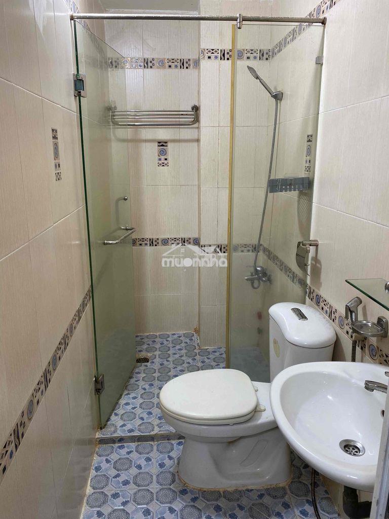 Phòng như hình,đủ tiện nghi,giờ tự do,cửa sổ thoáng,hẻm xe hơi - 3