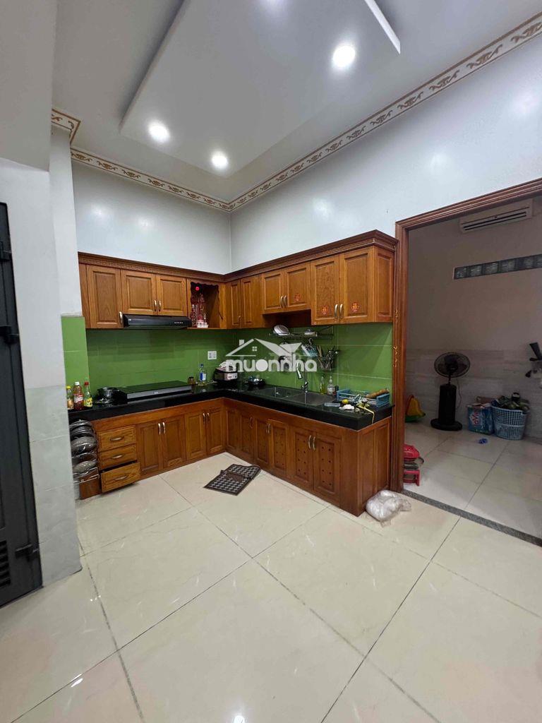 Bán nhà 1 trệt 2 lầu sân thượng , hxh  , đường 6 , linh xuân , thủ đức - 4