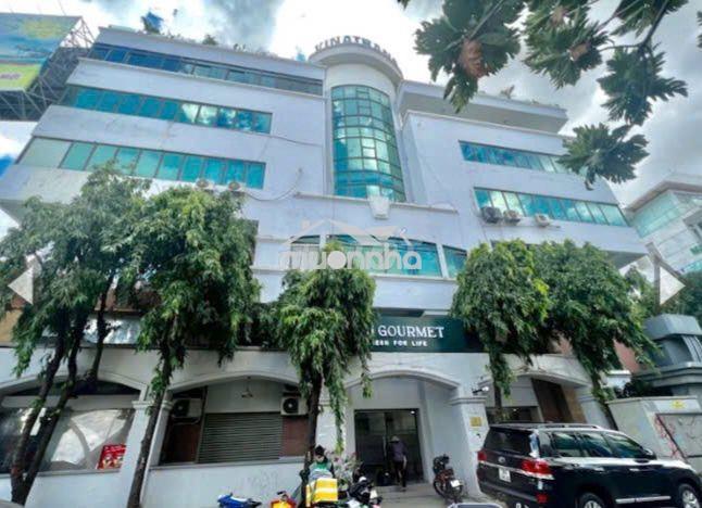 Văn phòng 75m2 giá 15 triệu/tháng tòa nhà sân bay mặt tiền trường sơn - 2