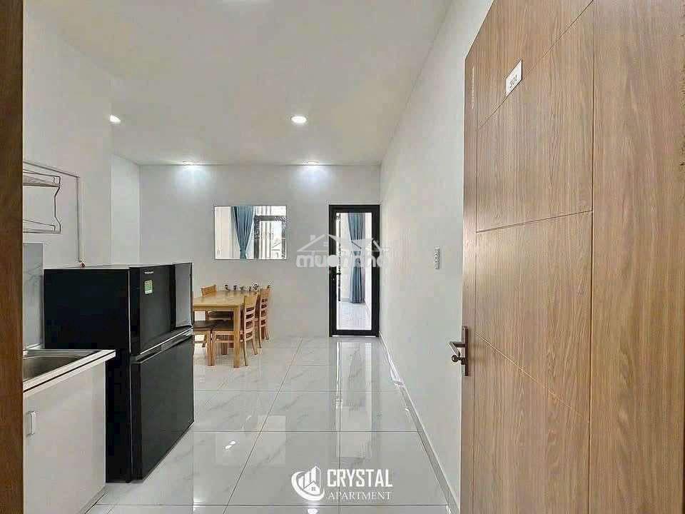 Căn 1 phòng ngủ ban công ngay trung tâm quận 10  - 3