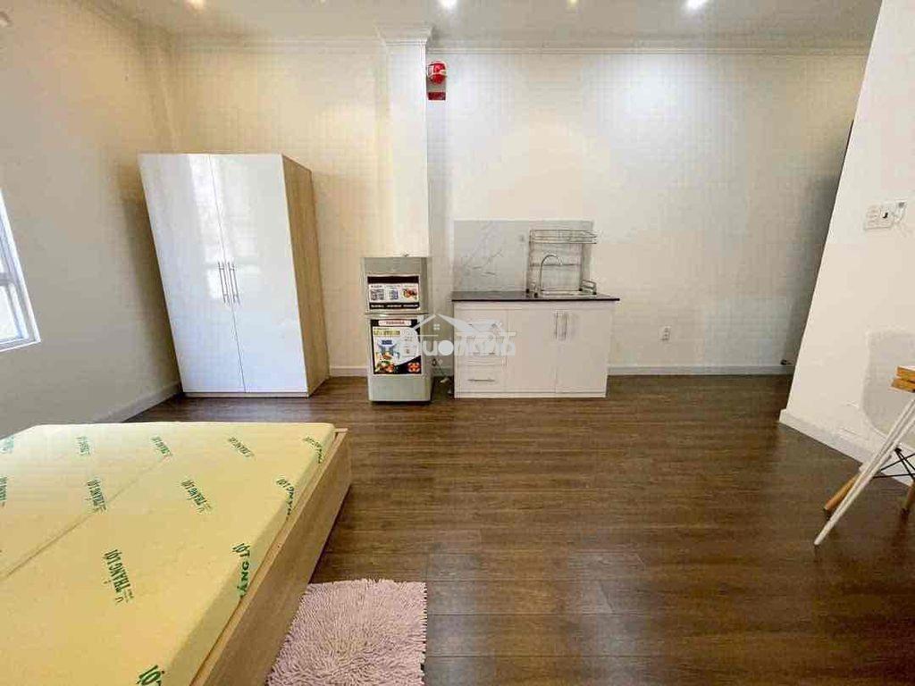Studio cửa sổ trời cách đại học luật 500m có thể đi bộ qua trường - Ảnh 4