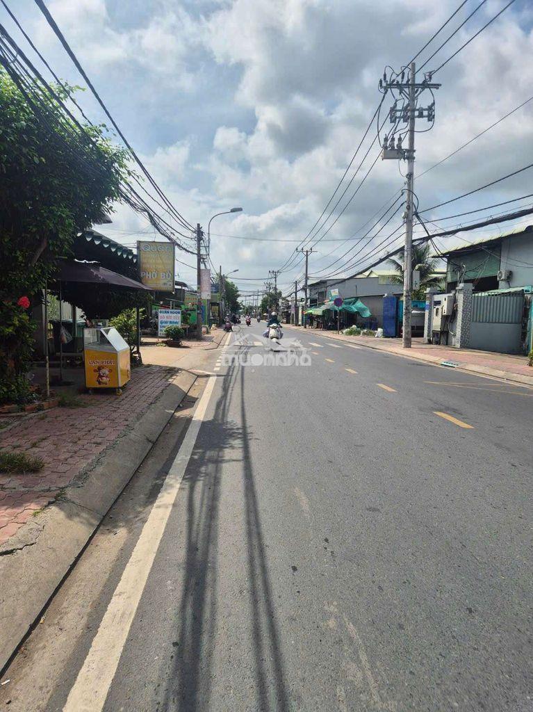 Chính chủ cần bán kho mặt tiền đường 826 - 4