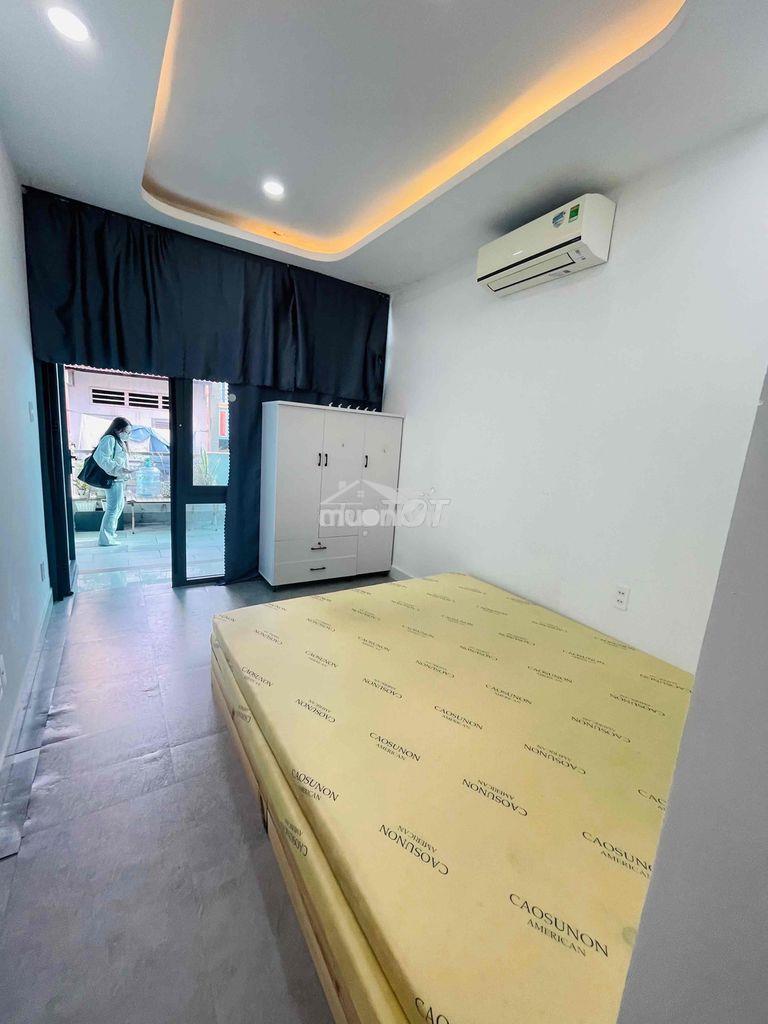 Cho thuê phòng ban công 20m2 hẻm xe hơi lê văn sỹ q3 - Ảnh 2