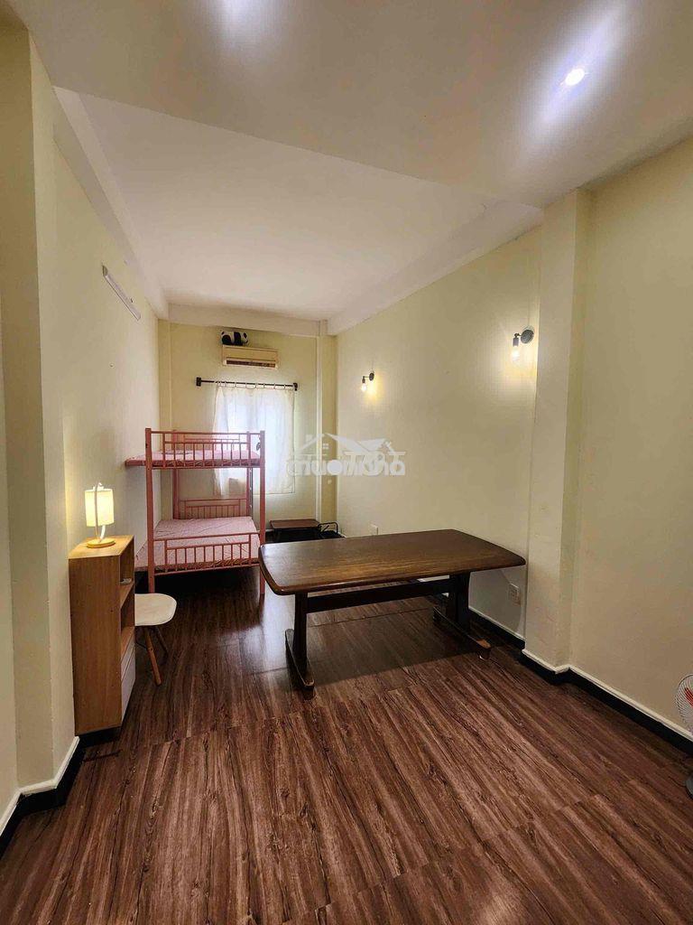 Phòng 28m2 ở ngã tư hàng xanh - 3