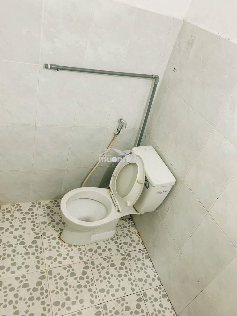 Nguyên căn nhỏ đường cô giang (gần nhà thờ phú hải) 5tr5 - Ảnh 3