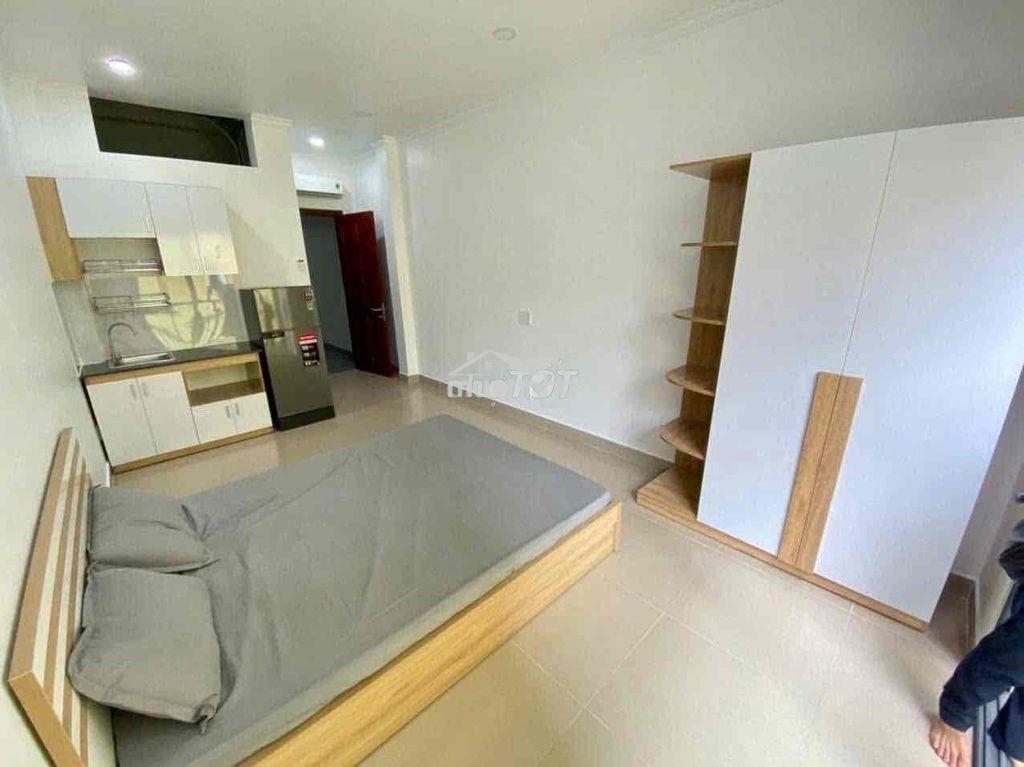 Ban công bếp xa giường thiết kế hiện đại tối giản full nt - Ảnh 2