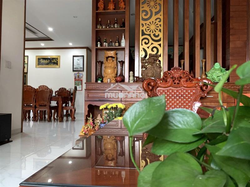 Bán nhà biệt thự 3 tầng ngang 8m sát đường minh mạng siêu đẹp