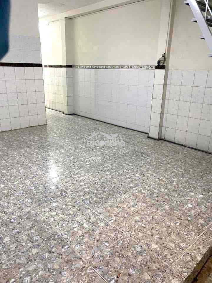 Cho thuê nhà 3 phòng hẻm tân hoà đông-quận 6 - 2