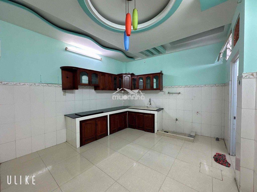 Nhà mới 1 trệt + lửng đúc - 2p ngủ + 2wc ngay chợ nhỏ - 3