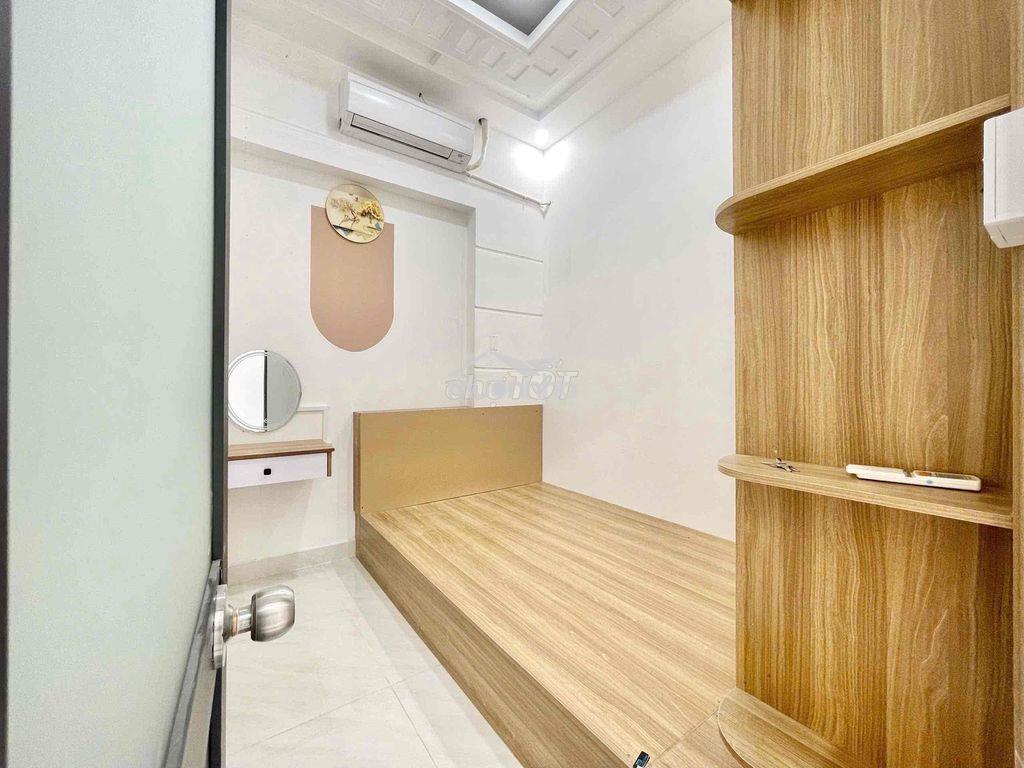 2phong ngủ - ban công - full nội thất - cửa sổ trời - 4