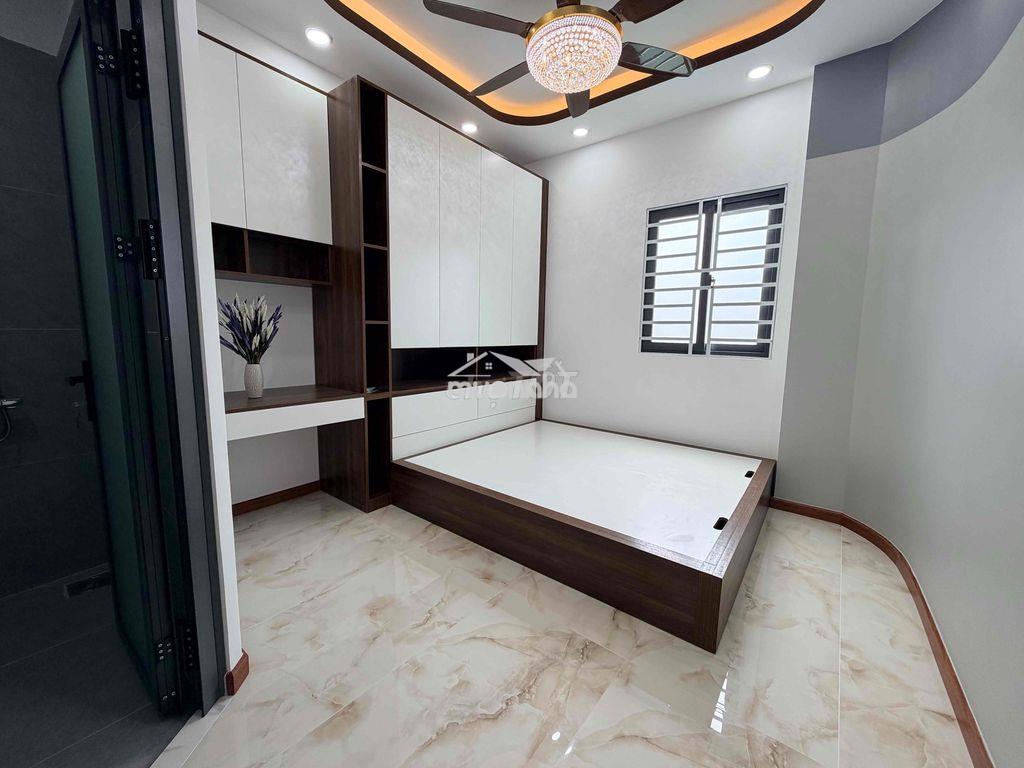 Bán nhà cmt8 q.10 - nở hậu - 41m2 đất - 5pn 6wc giá 9,9 tỷ - 4