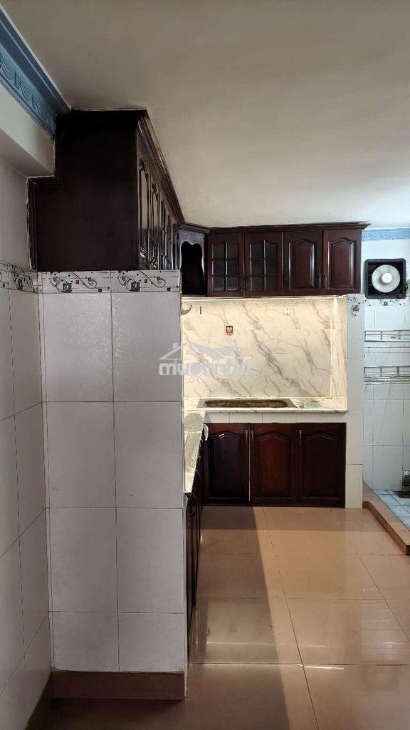 Mặt tiền xóm đất- minh phụng 4x16m trệt lửng 2 lầu st 6 pn - 4