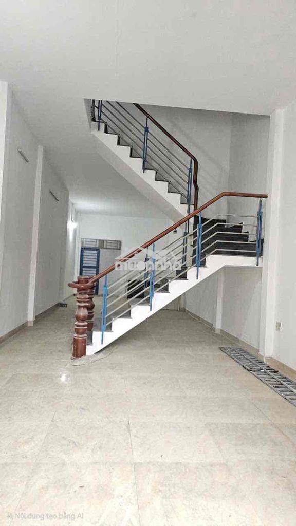 Cho thuê nhà - mặt tiền đường liên ấp 1-2:  7tr/ tháng.  dt: 4m x 23m