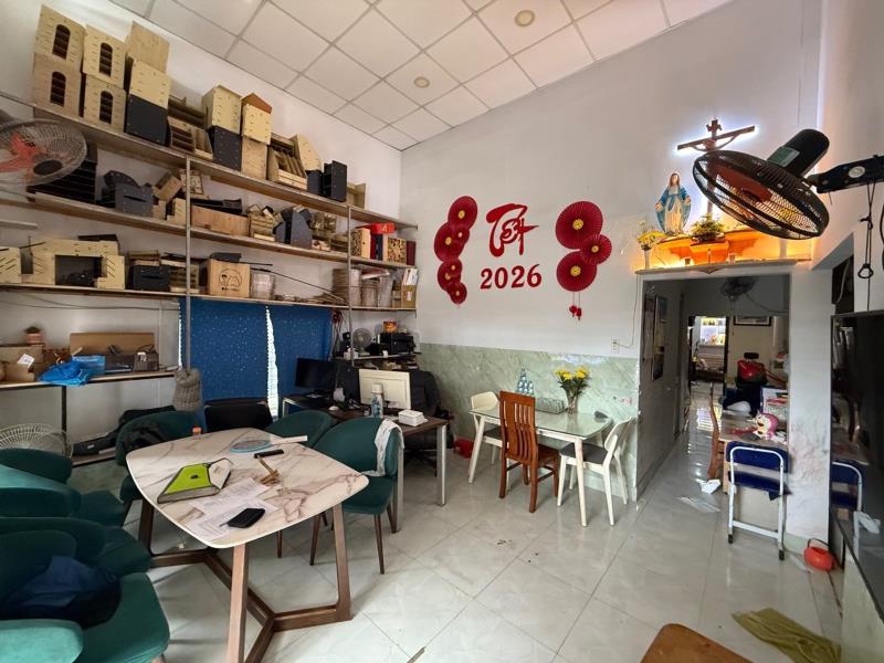 Nhà bán lê quang đinh 72m2, 5pn, sổ hồng riêng